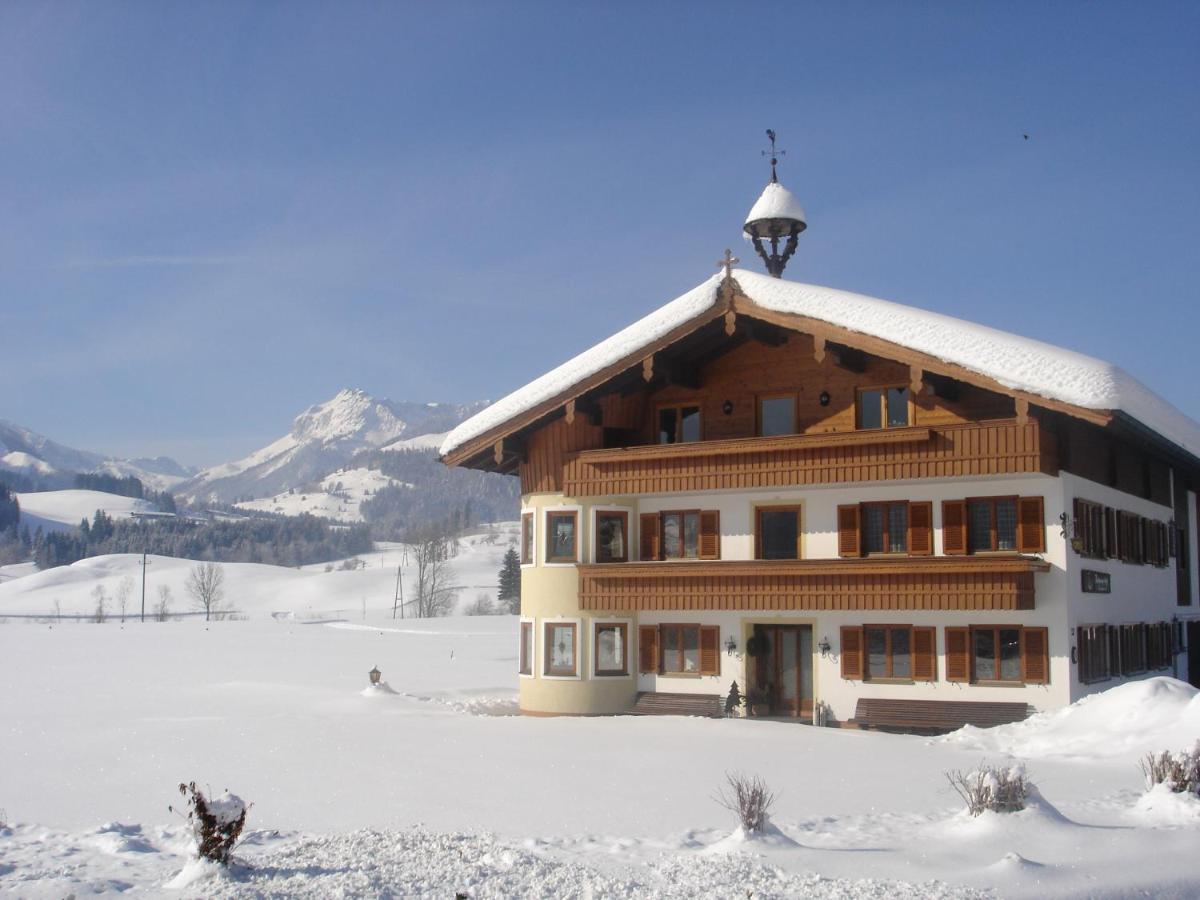 Bio-Bauernhof Bachangerhof Kössen 外观 照片